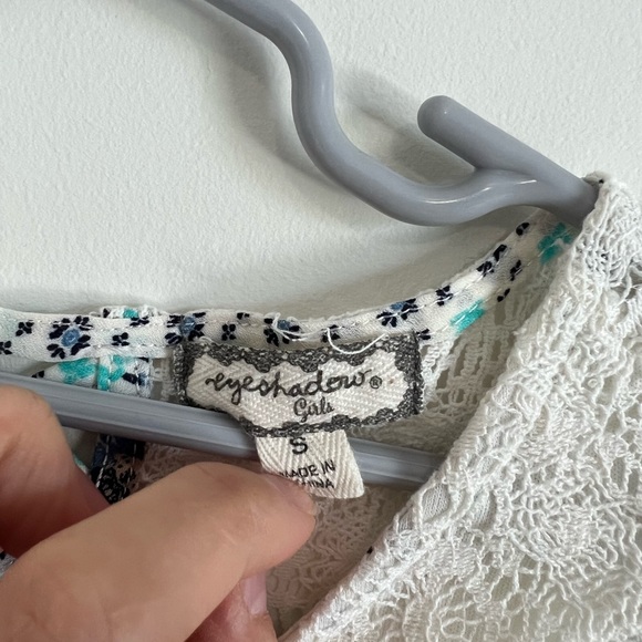 Girls top size S - Picture 3 of 5